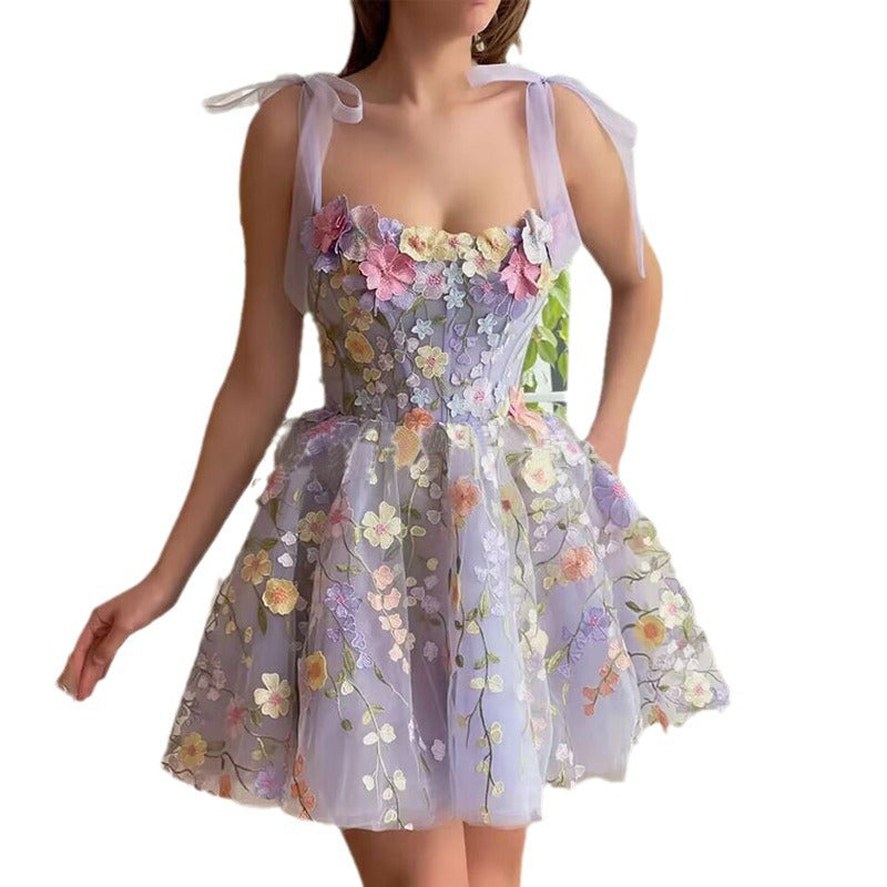 Fashion Three-dimensional Flower Embroidery Hip-huggin Dress