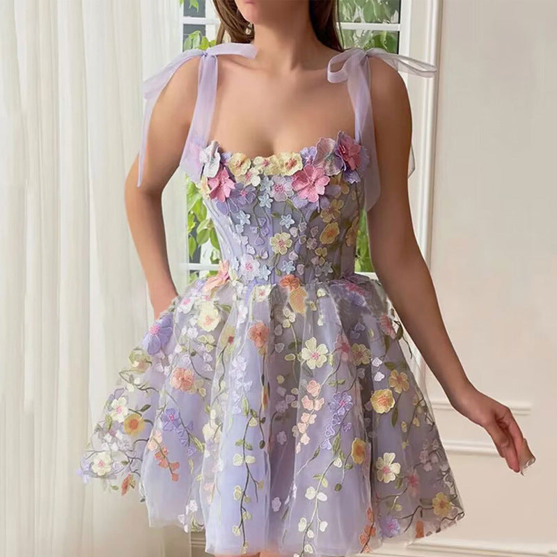 Fashion Three-dimensional Flower Embroidery Hip-huggin Dress