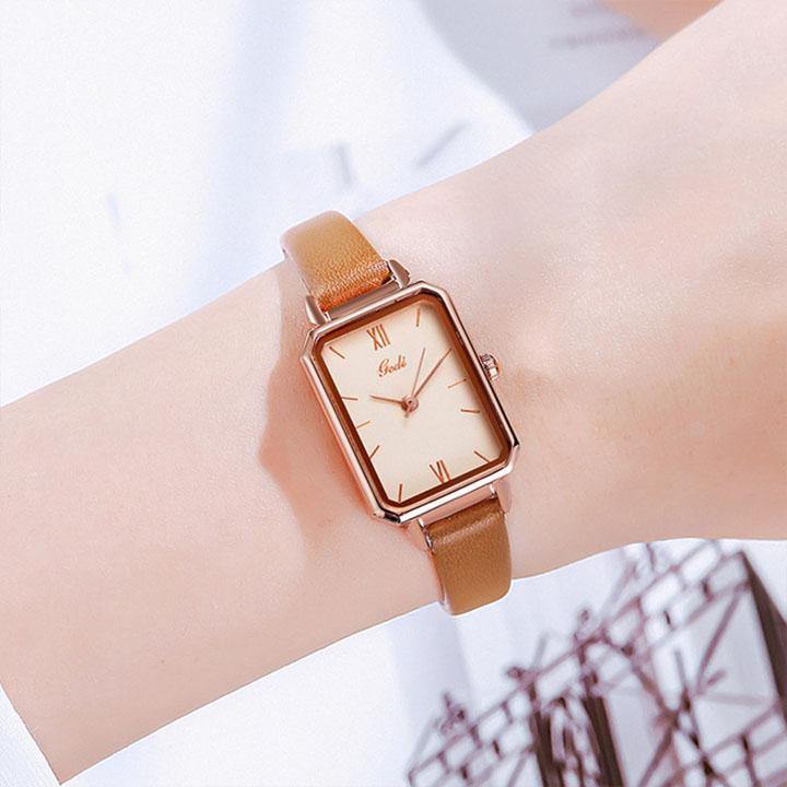 Vintage style ladies watch